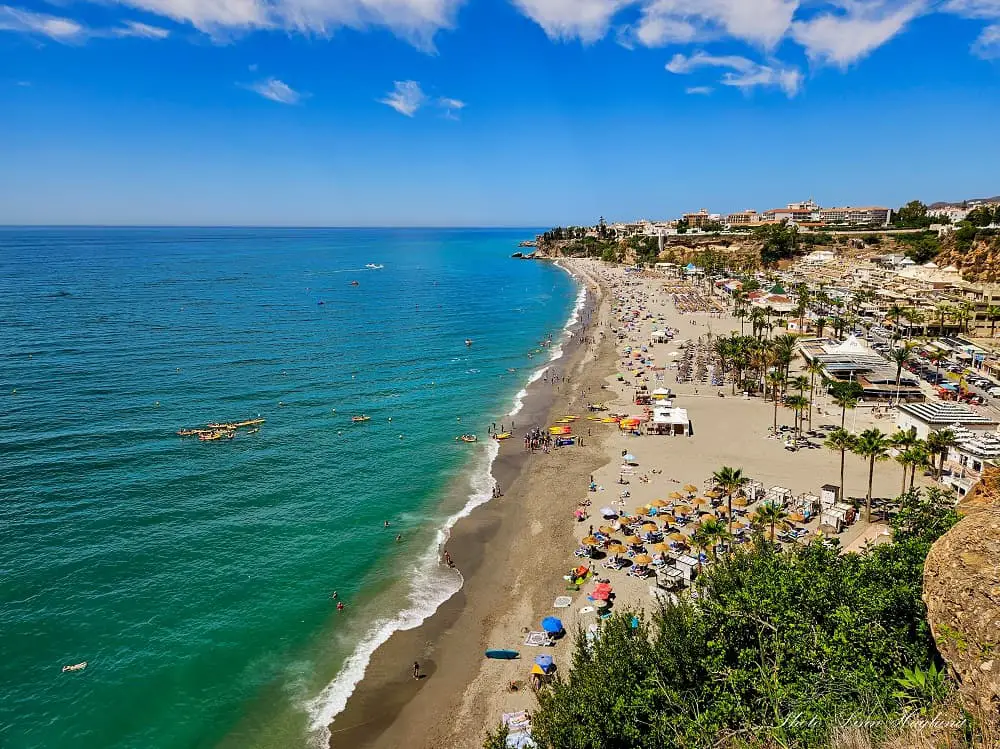 Playa de Burriana, Nerja